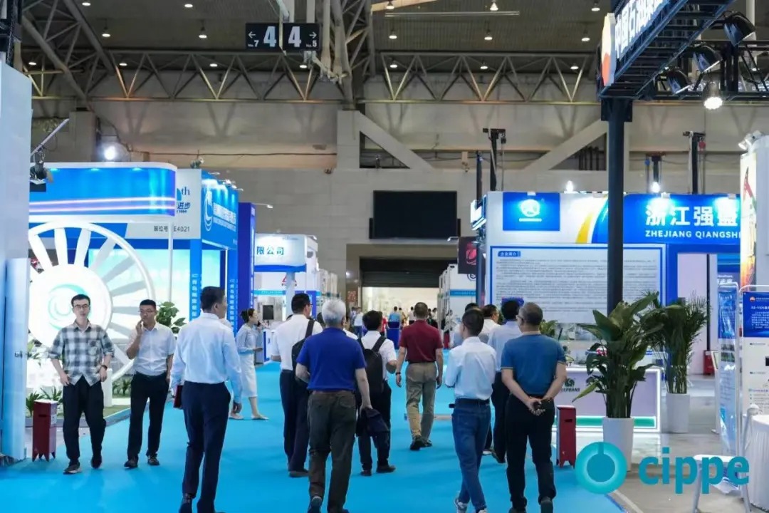 1758529754667886.jpg 4cdb2a6bda0ee36feb7a33492cbbea18.jpg